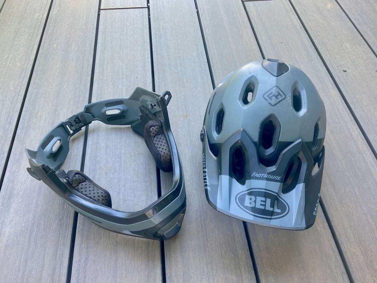 קסדת Full Face מקצועית – Bell Super DH MIPS Spherical מידה L