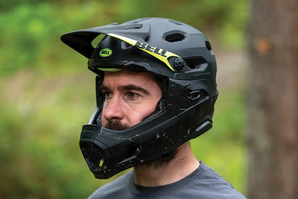 קסדת Full Face מקצועית – Bell Super DH MIPS Spherical מידה L